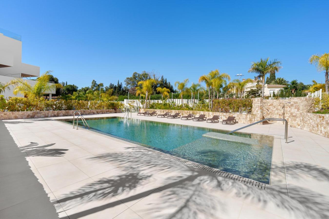 Benalus 4-bedroom Duplex In Golden Mile Apartamento